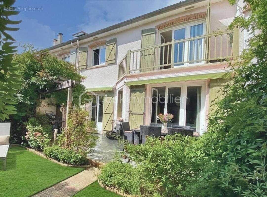 Maison à NOISY-LE-ROI