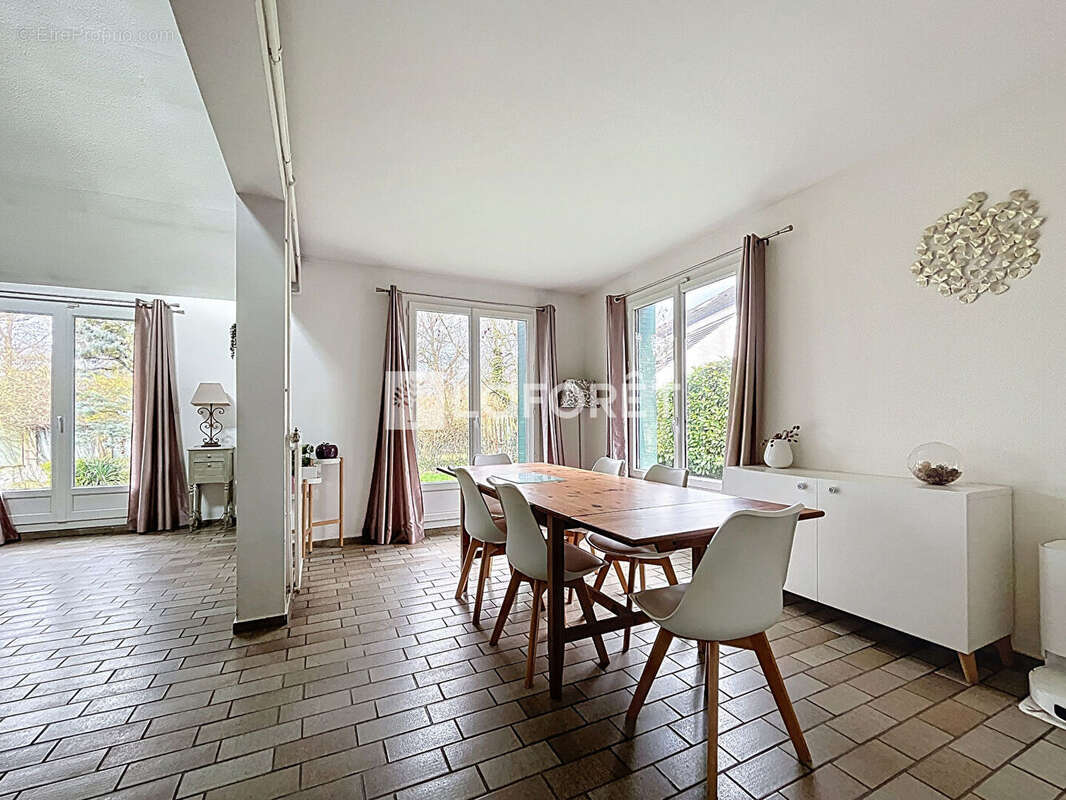 Maison à ASNIERES-SUR-OISE