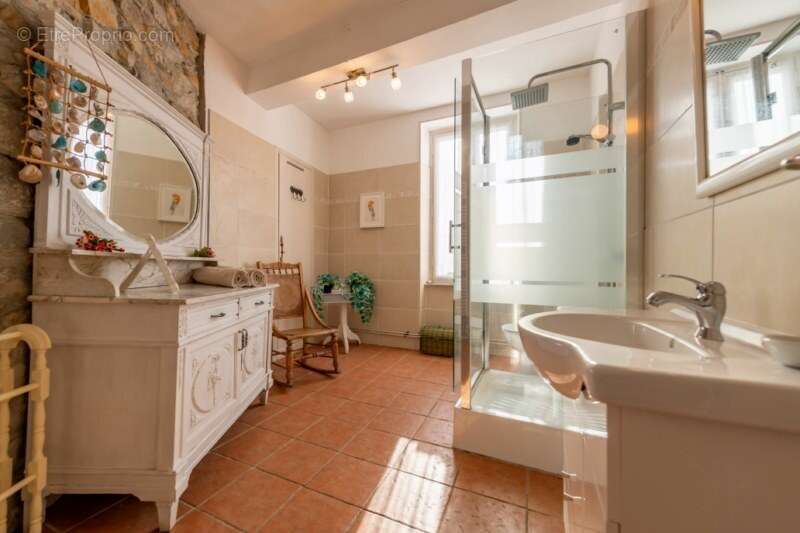 Maison à BIZE-MINERVOIS