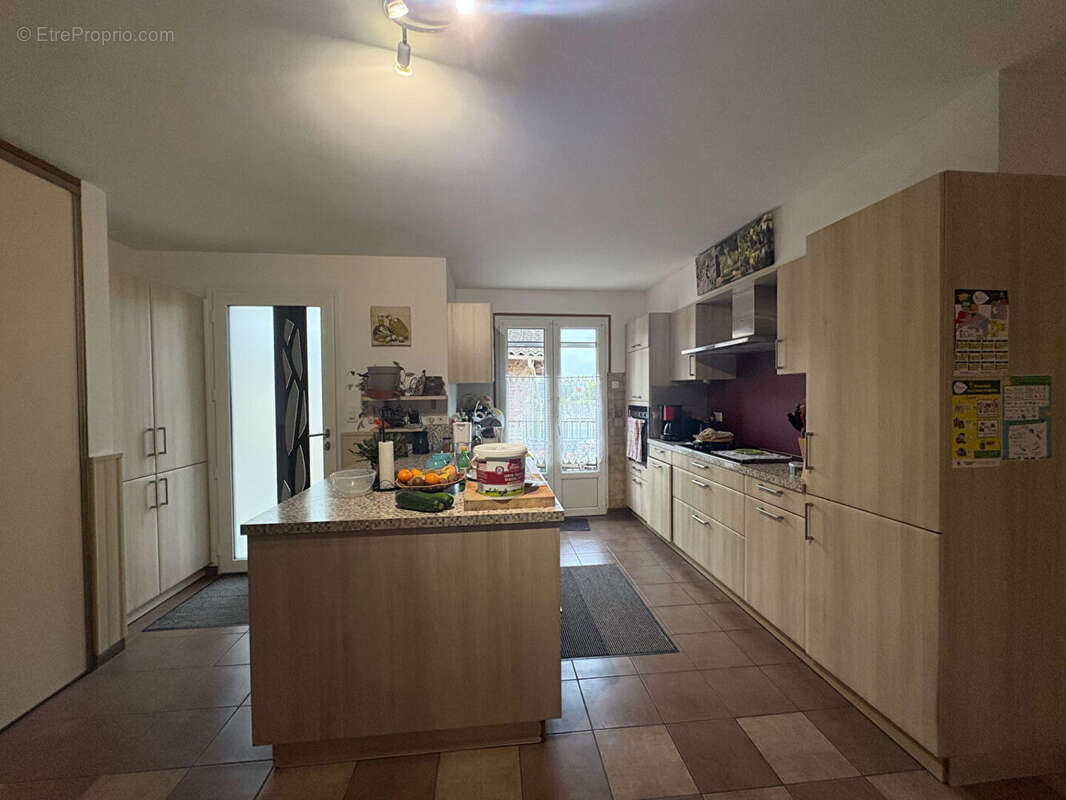 Maison à SAINT-PRIEST-SOUS-AIXE