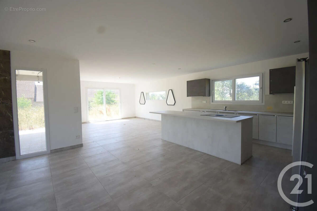 Maison 135 m² à Billezois  - photo 5