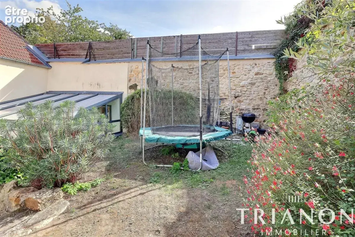 Maison de ville avec terrasse et jardin – Quartier Village - photo 8