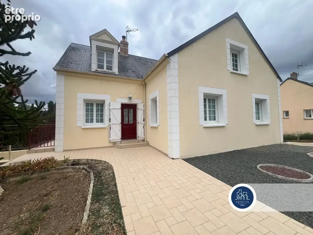 Maison à SAINT-CALAIS