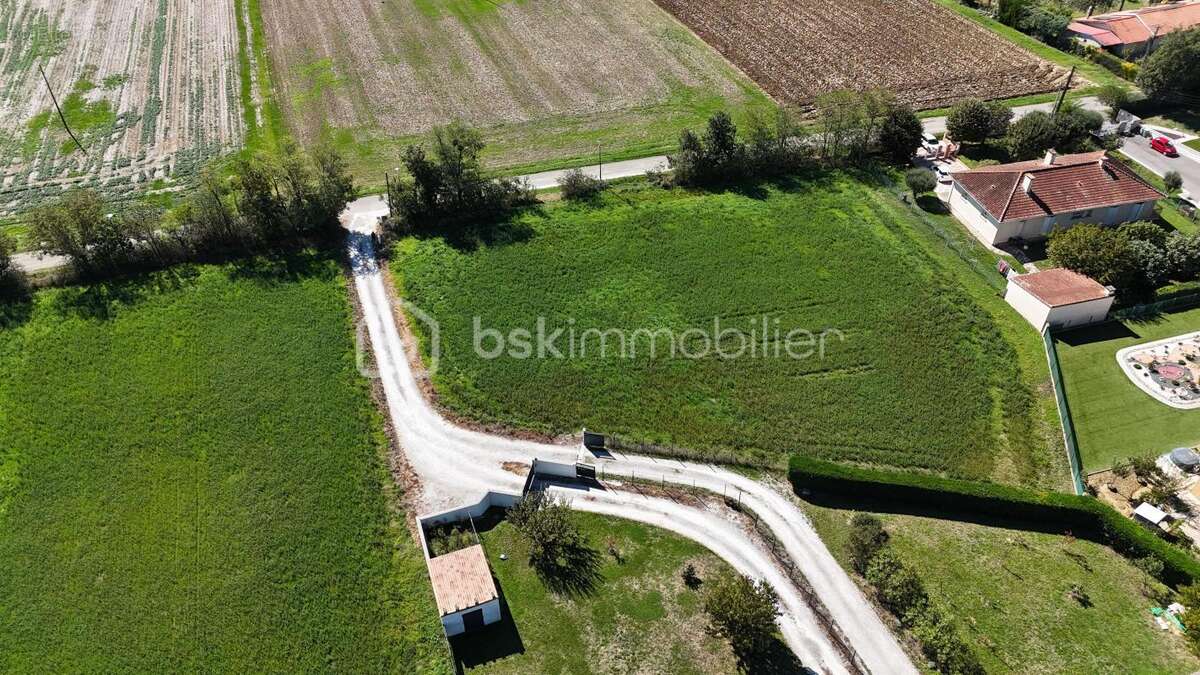 Terrain à ESCALQUENS