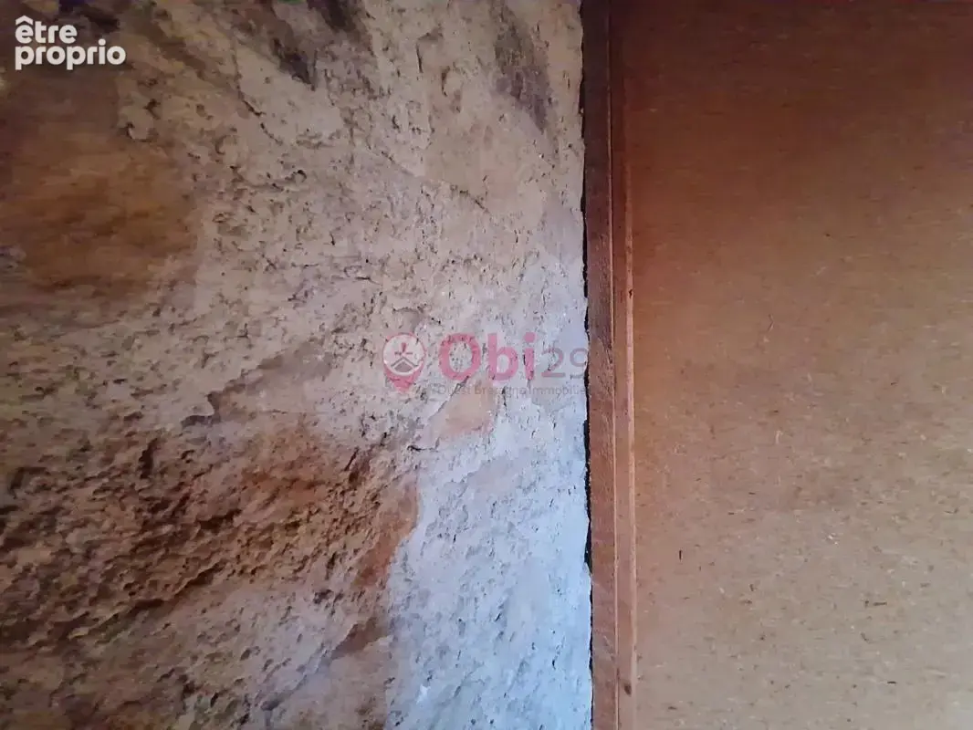 Une maison à rénover, un beau terrain et du potentiel! - photo 8
