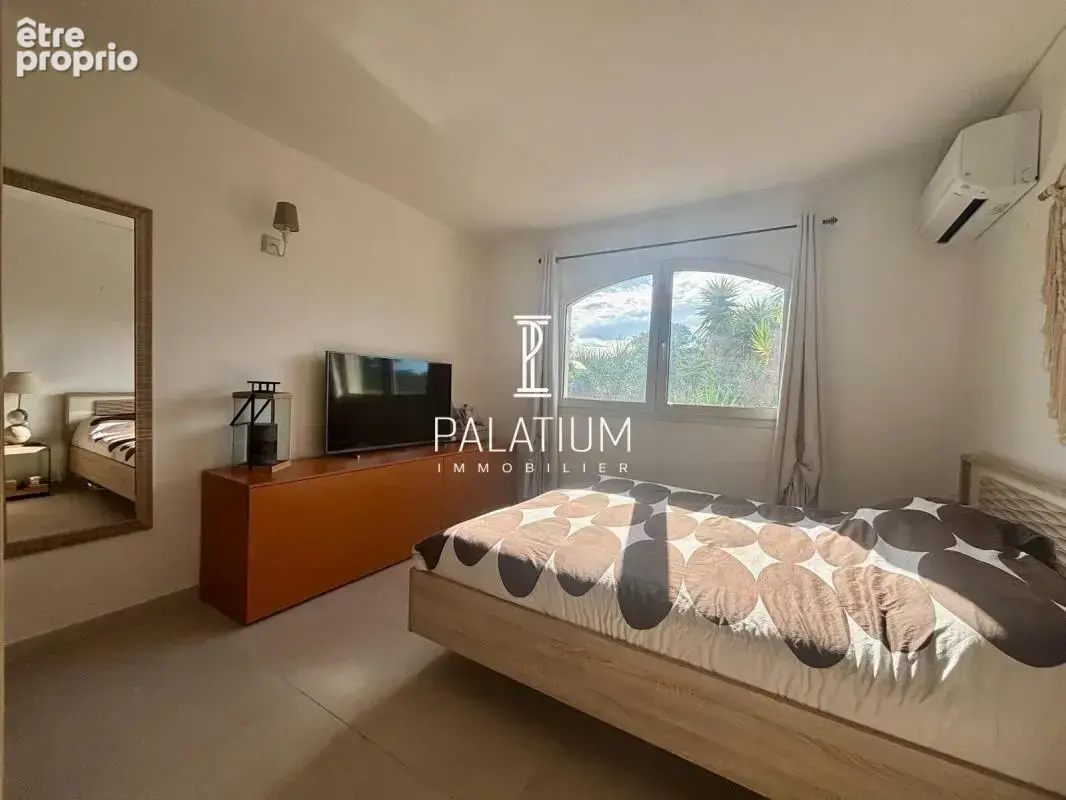 St Raphael Charmante Maison avec piscine 160 m2 - photo 18