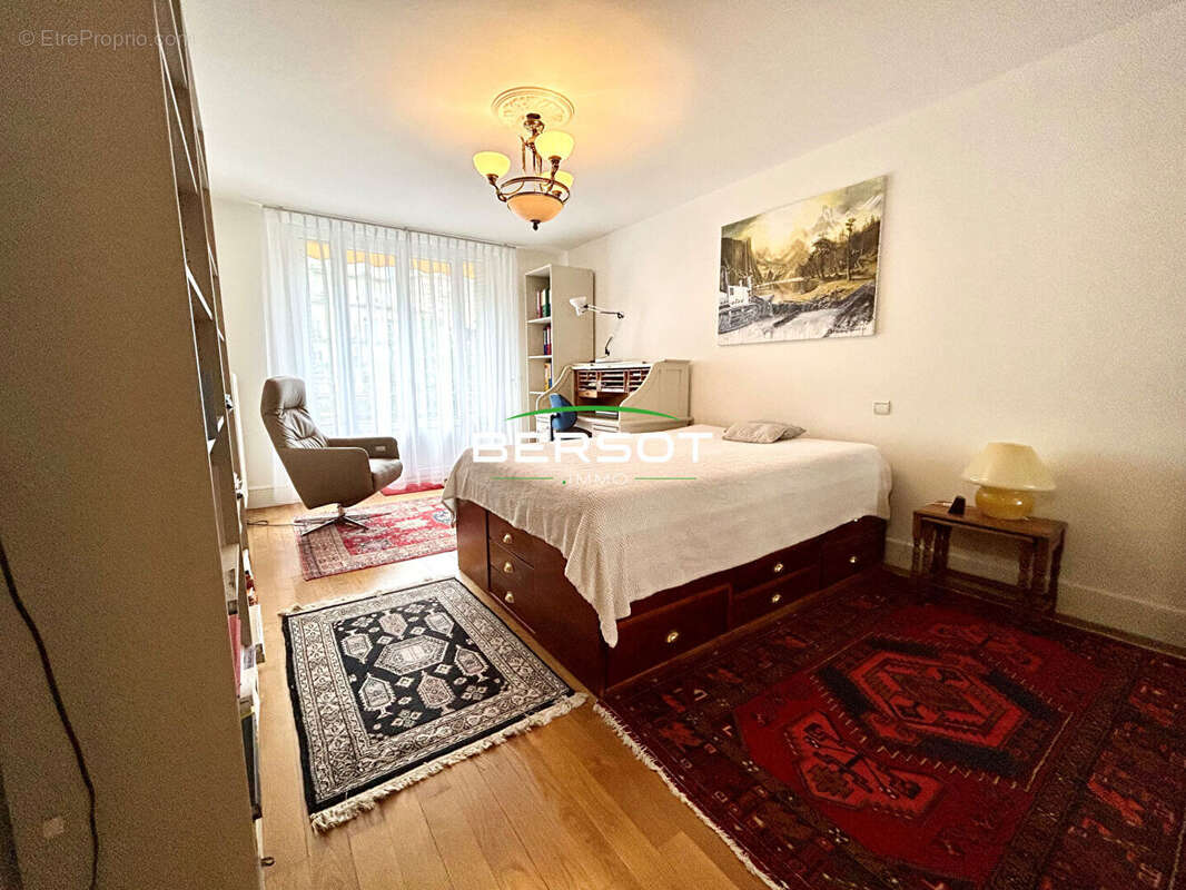 Appartement  4 pièces 149.23 m2 à deux pas de l'embarcadère et des Thermes - photo 12