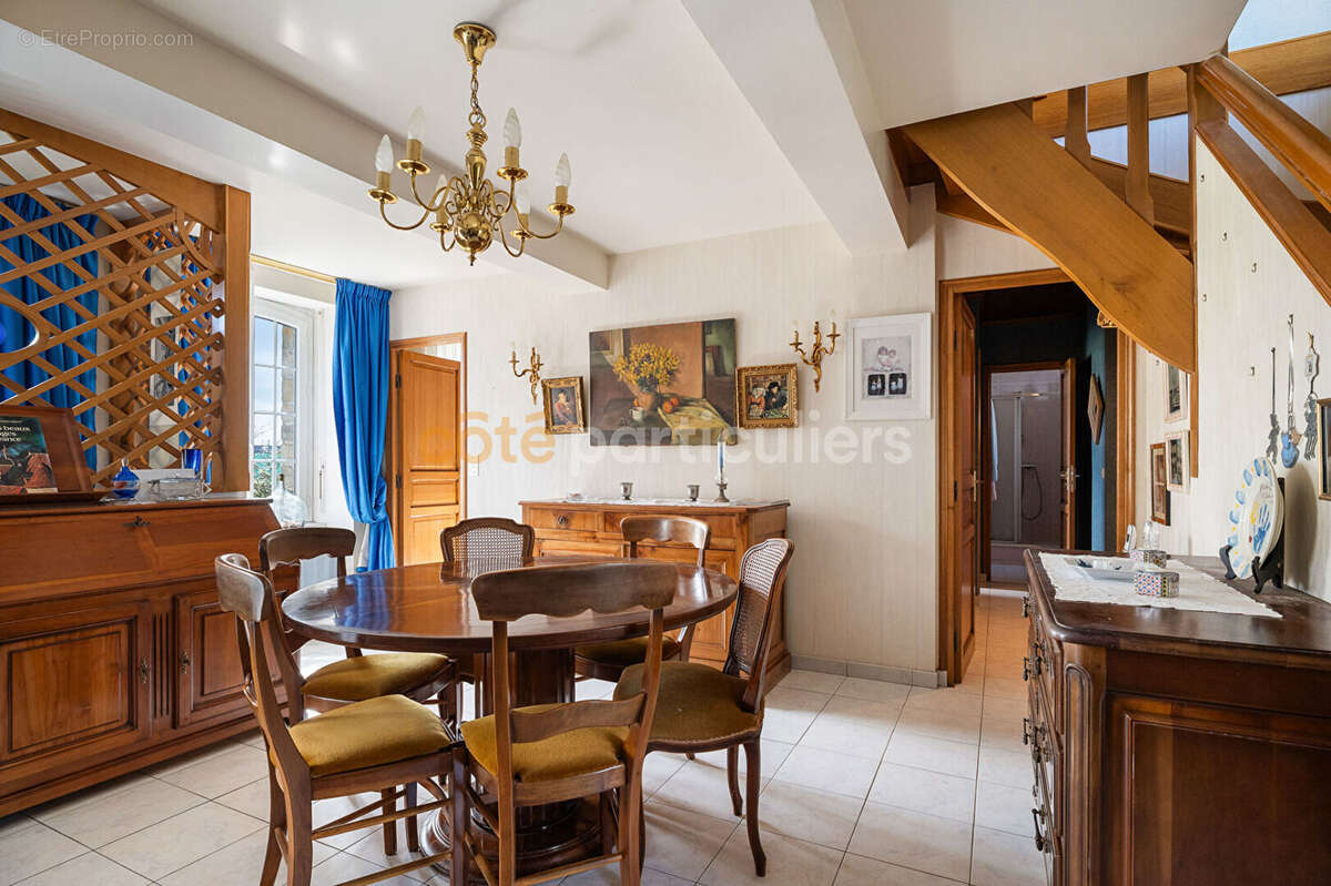 Maison à HIREL