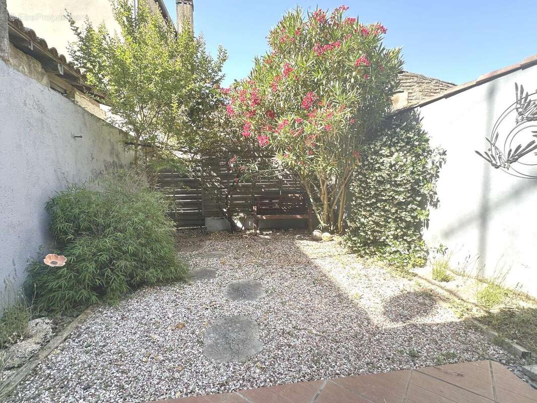 Maison à MIRAMONT-DE-GUYENNE