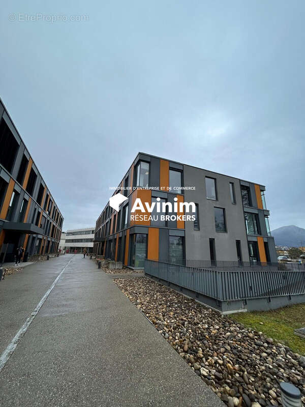 Commerce à METZ-TESSY