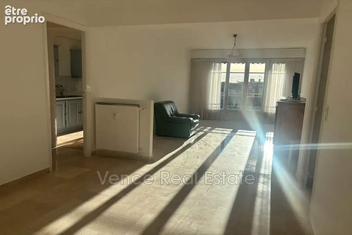 Appartement 4 pièces 90 m² à vendre à Vence (06140) - photo 2