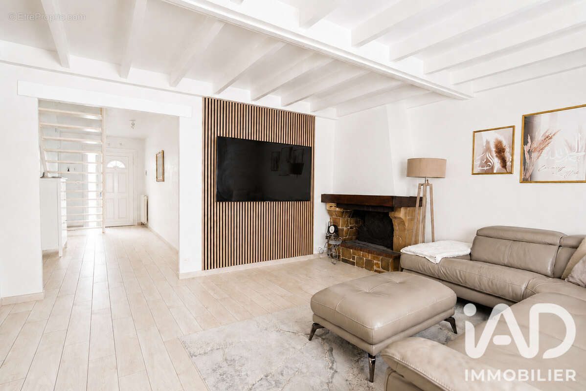 Photo 3 - Maison à MARLY-LA-VILLE