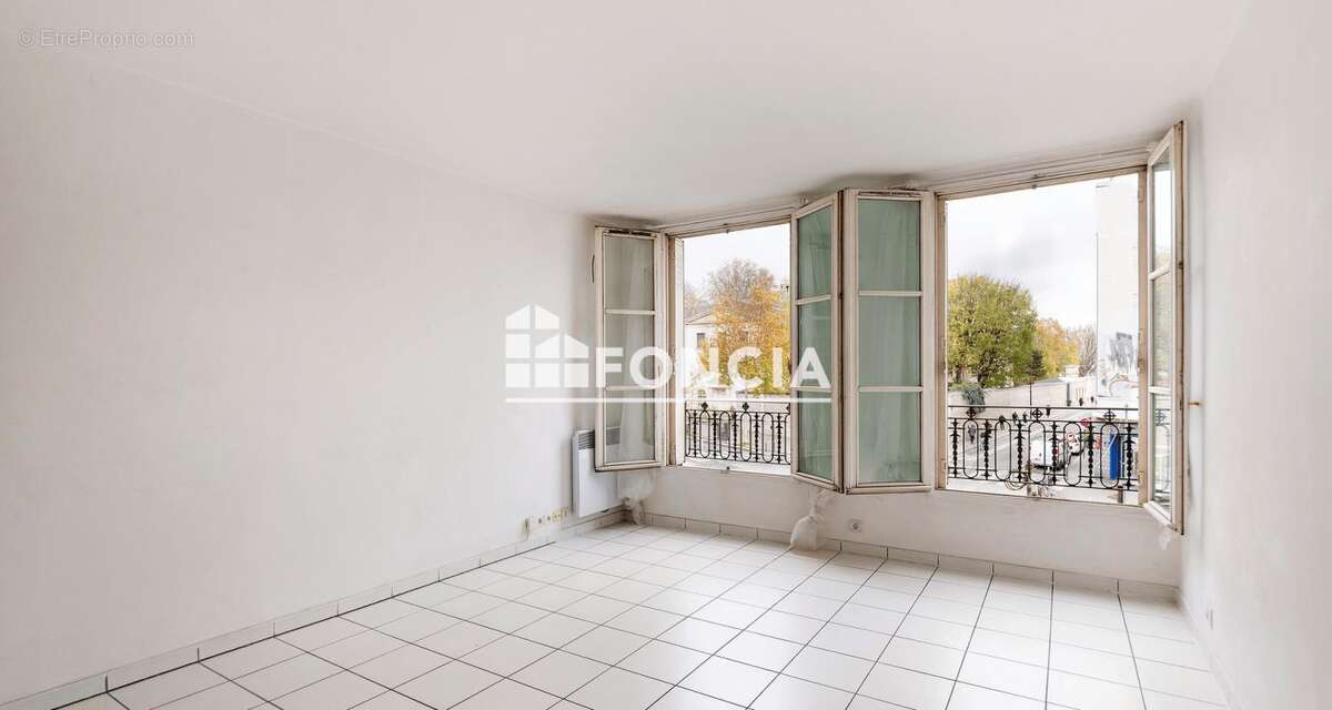 Appartement à PARIS-10E