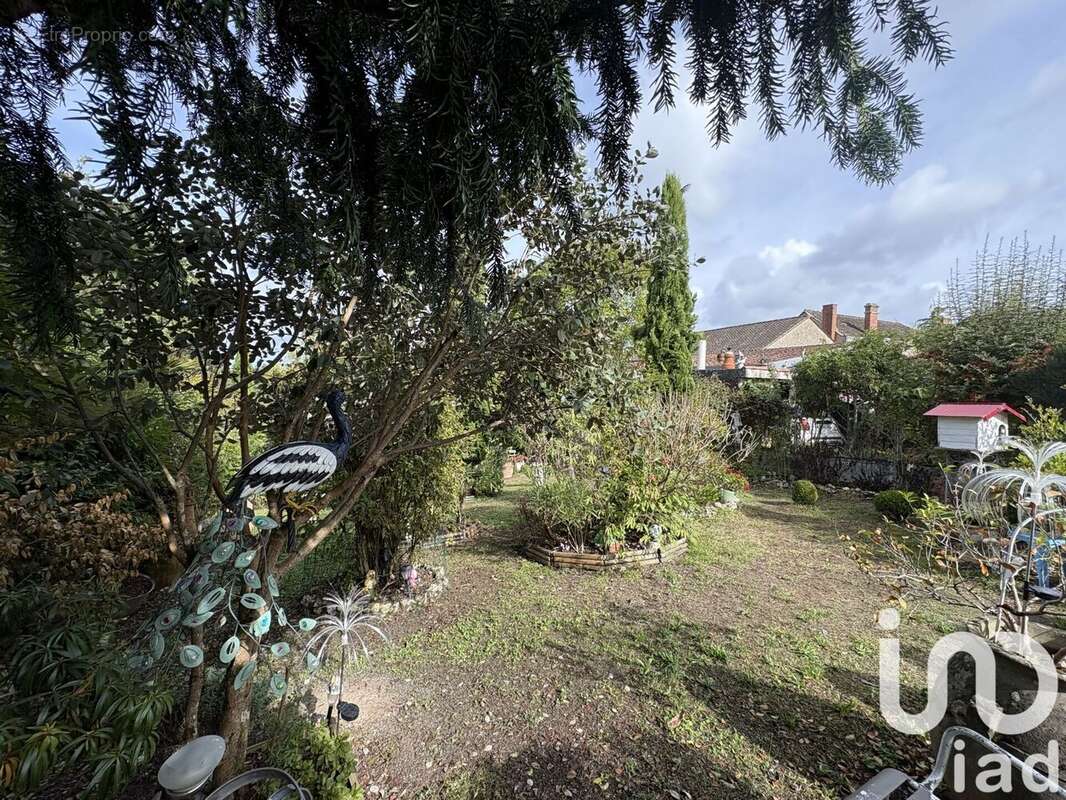 Photo 3 - Terrain à VILLEFRANCHE-DE-LONCHAT