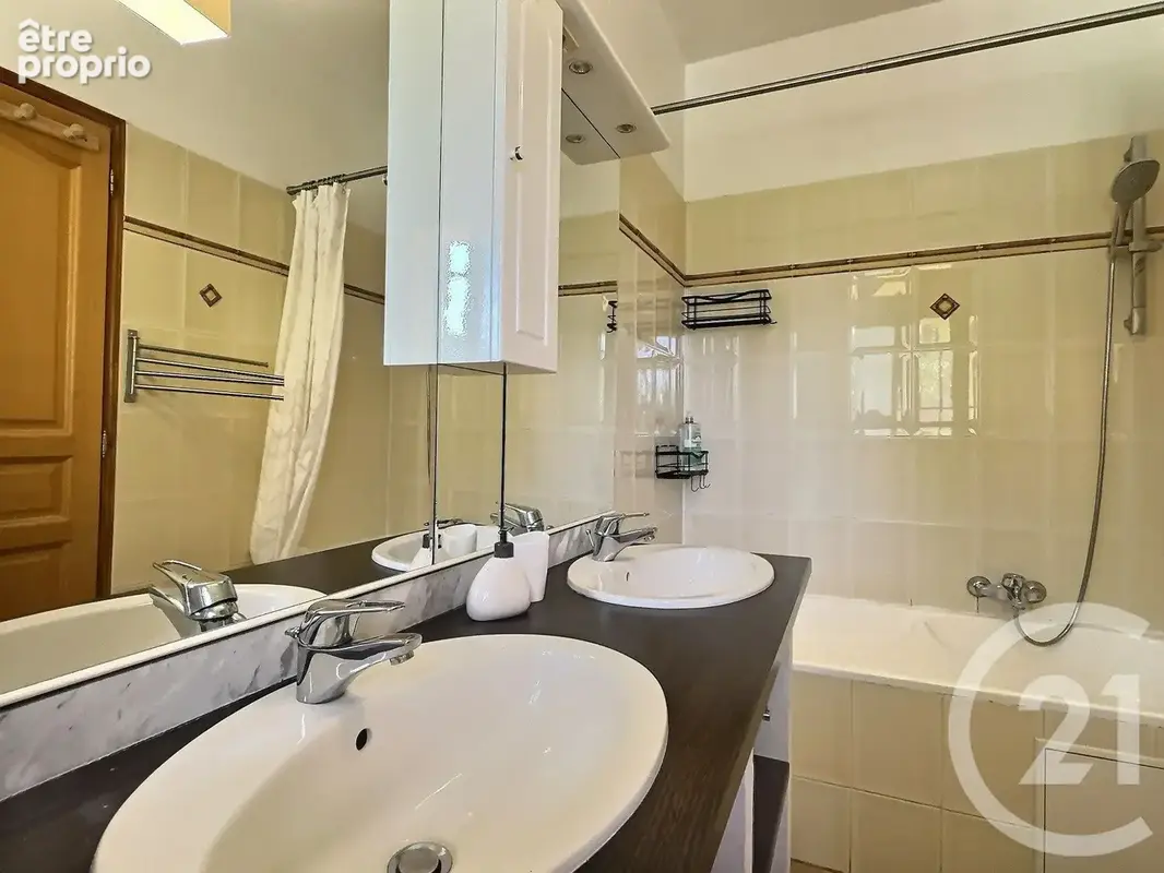 Maison 140 m² à Grasse  - photo 11