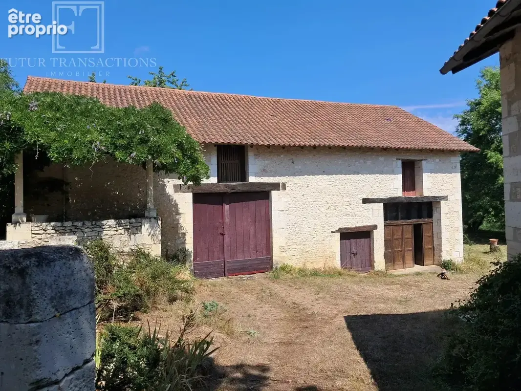 2 maisons et grange sur 1,4 ha - photo 4