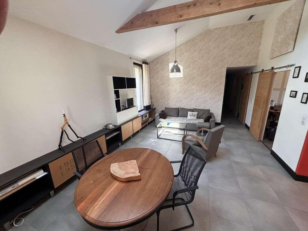 Maison à CASTELNAU-LE-LEZ