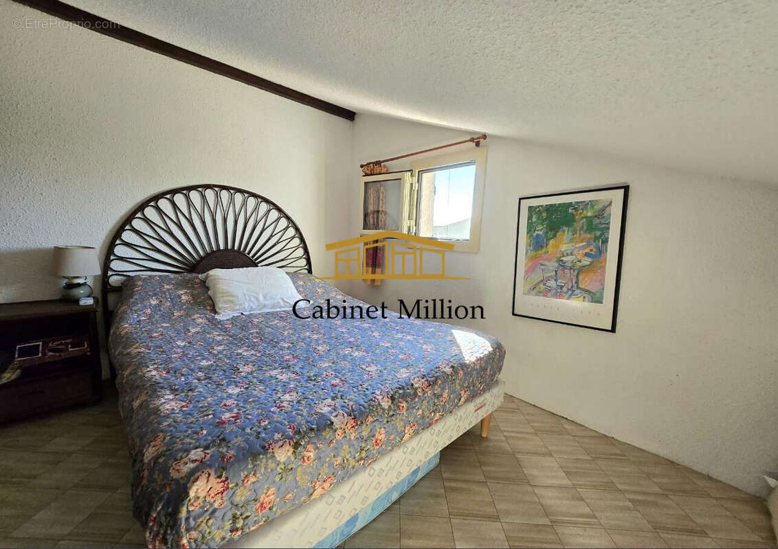 Maison à VIC-LA-GARDIOLE