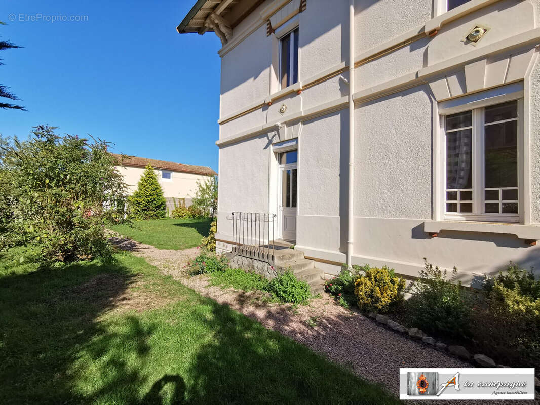 Maison à EVAUX-LES-BAINS