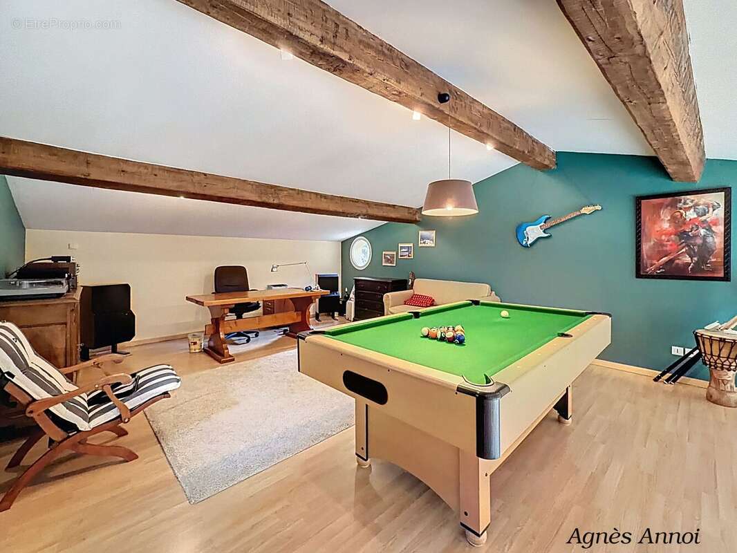 Maison 160 m² à Meounes-Les-Montrieux  - photo 46