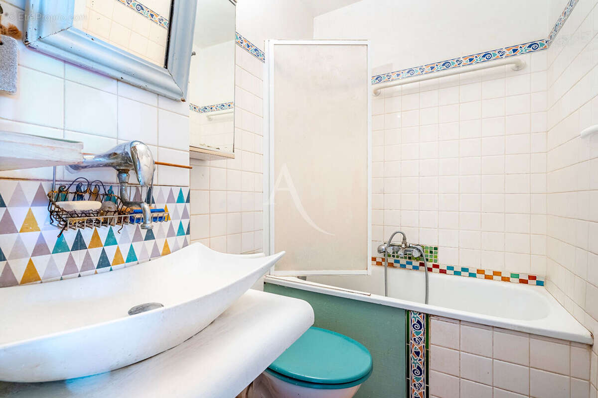 Appartement à PARIS-10E