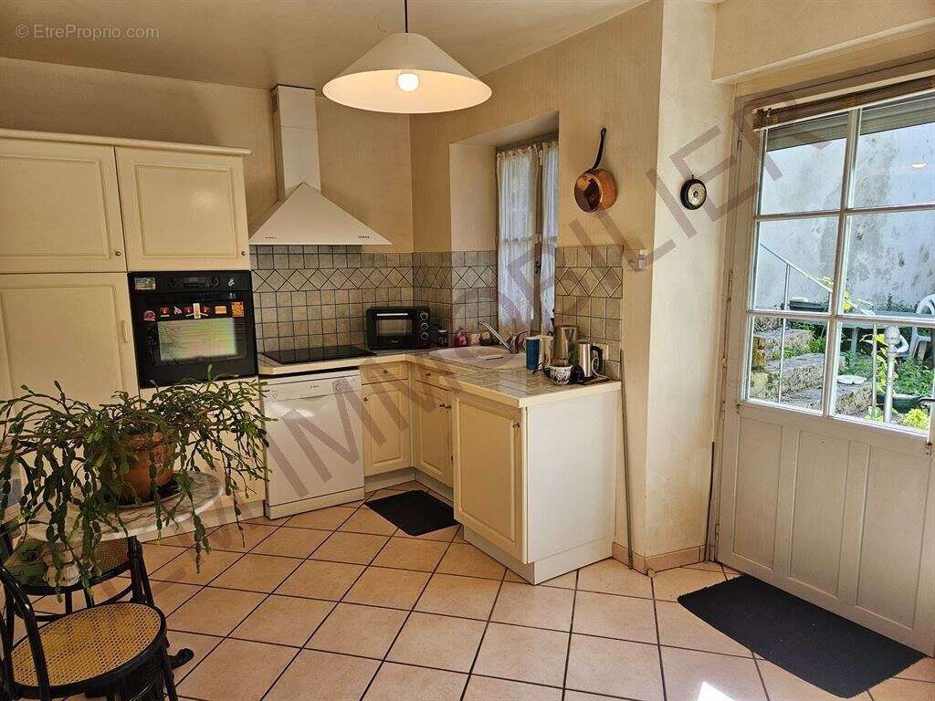 Maison en pierres jardin clos de murs 89144 bourgogne - photo 2