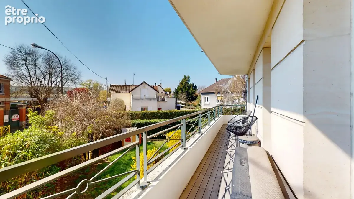 Appartement 4 pièces 77 m² à vendre à Livry-Gargan (93190) - photo 4