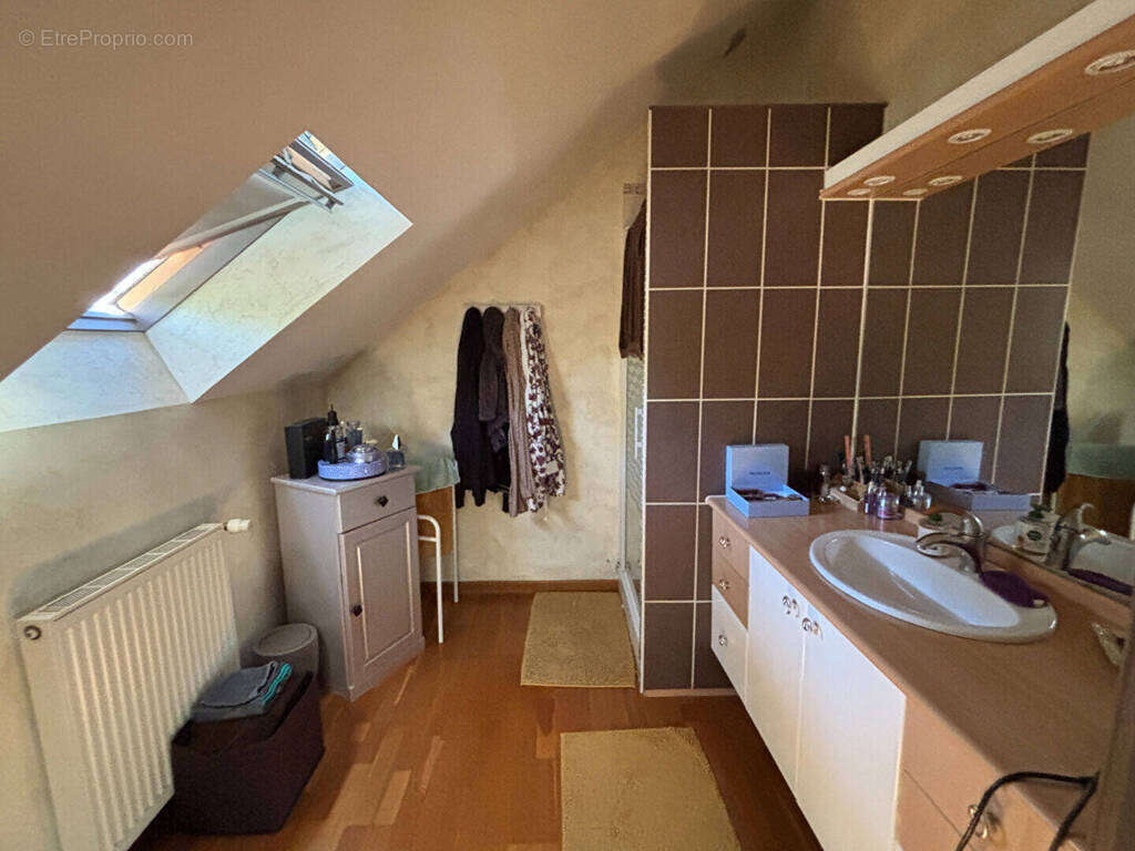 Maison 6 pièces 187 m² Châteauroux - photo 6