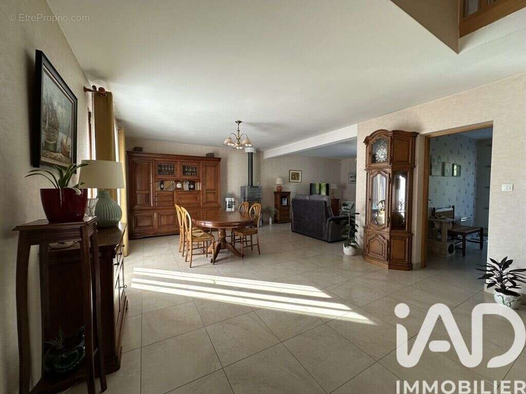 Photo 2 - Maison à BRACIEUX