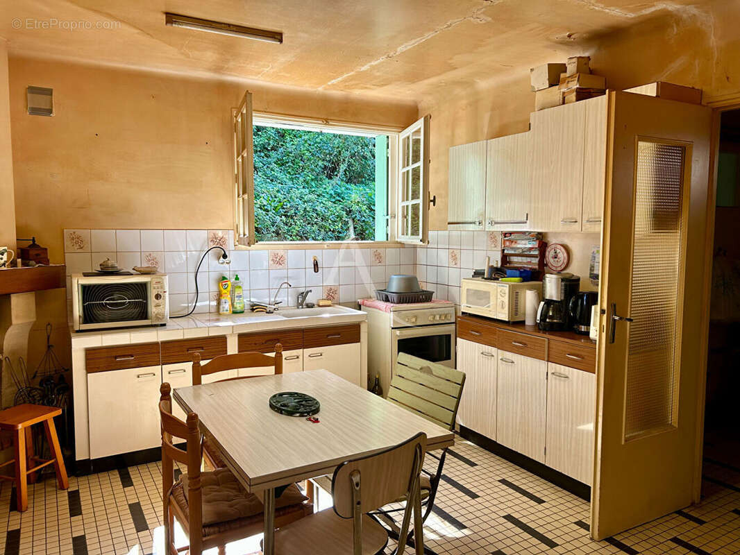 Maison à L'ILE-D'ELLE