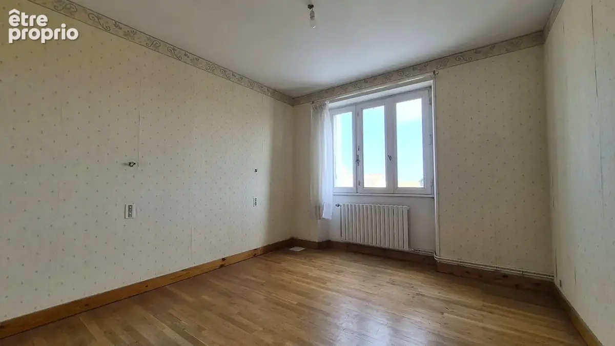 Maison de bourg à fort potentiel - photo 6