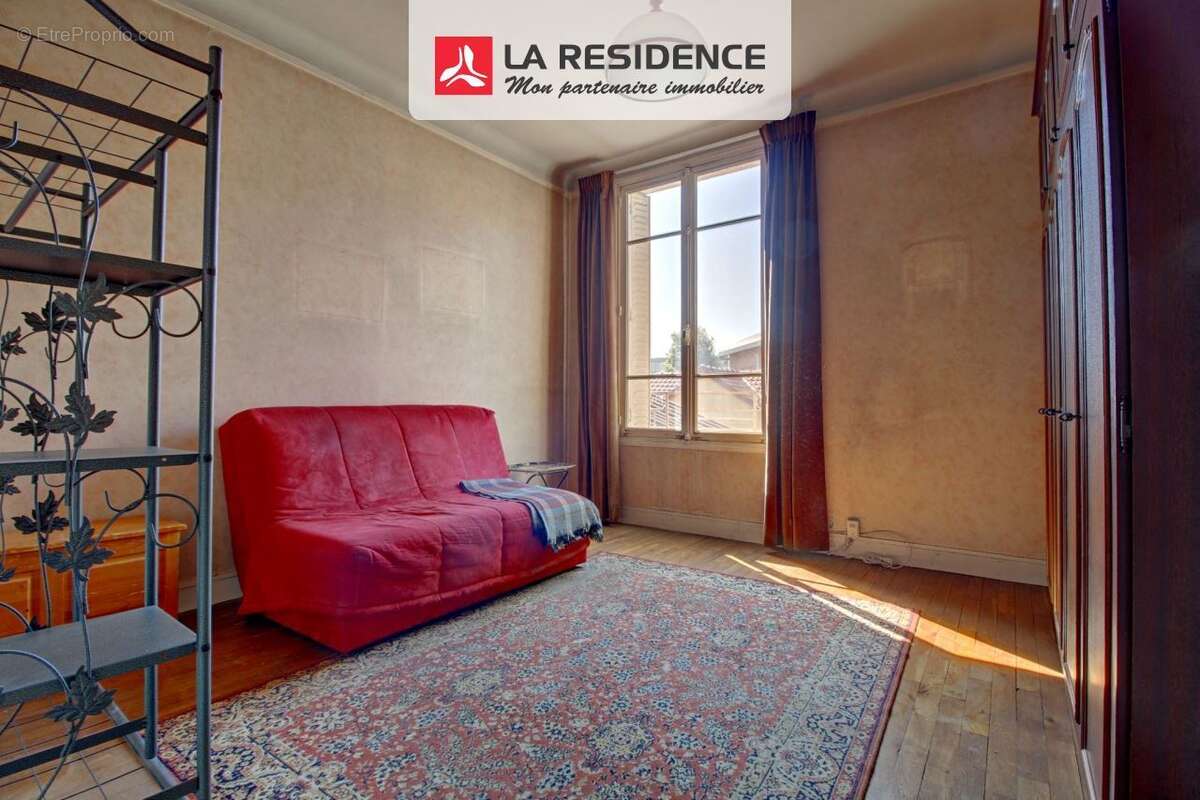 Maison à LES MUREAUX