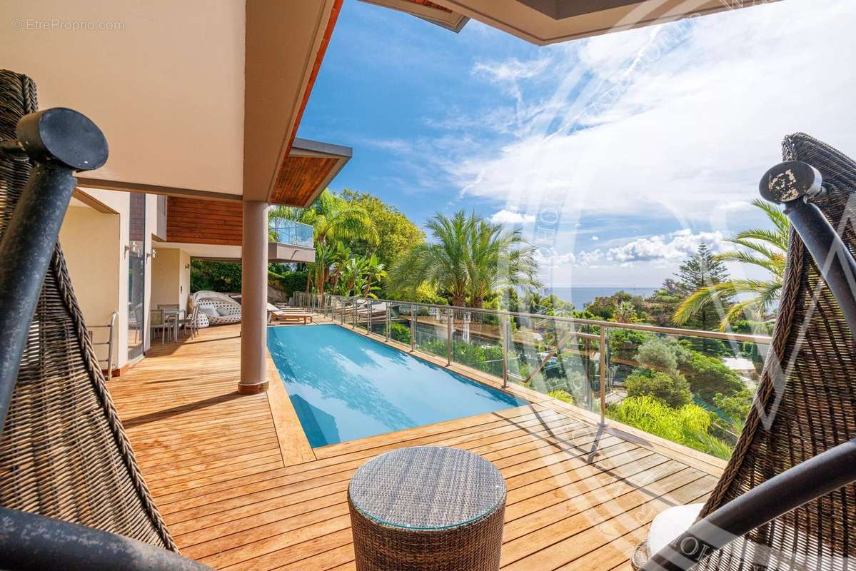 Maison à ROQUEBRUNE-CAP-MARTIN