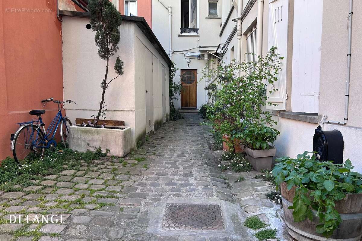 Appartement à PARIS-11E