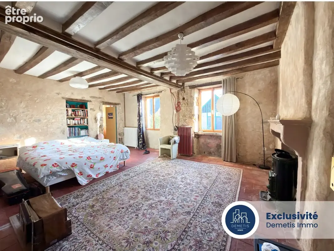 Maison de caractère avec jardin et dépendances - photo 10