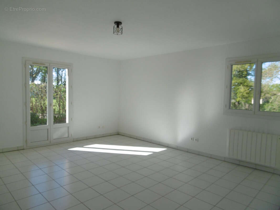 Maison à BAUGY