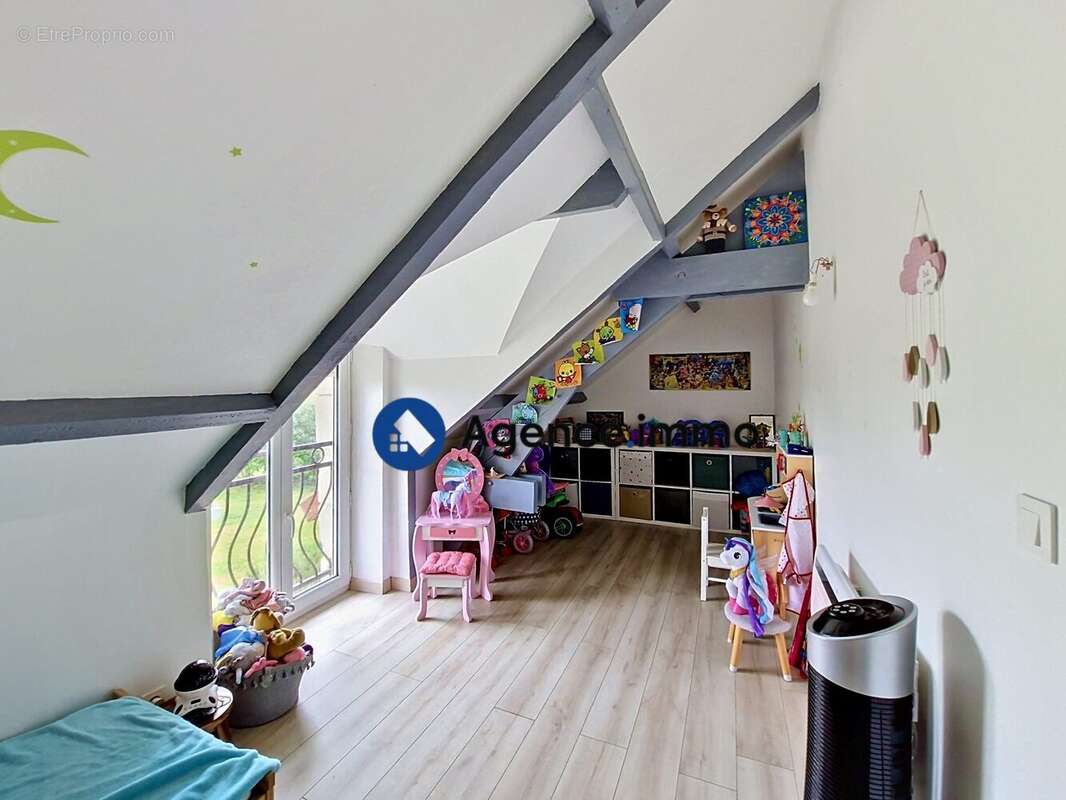 Maison à CHATEAU-LA-VALLIERE