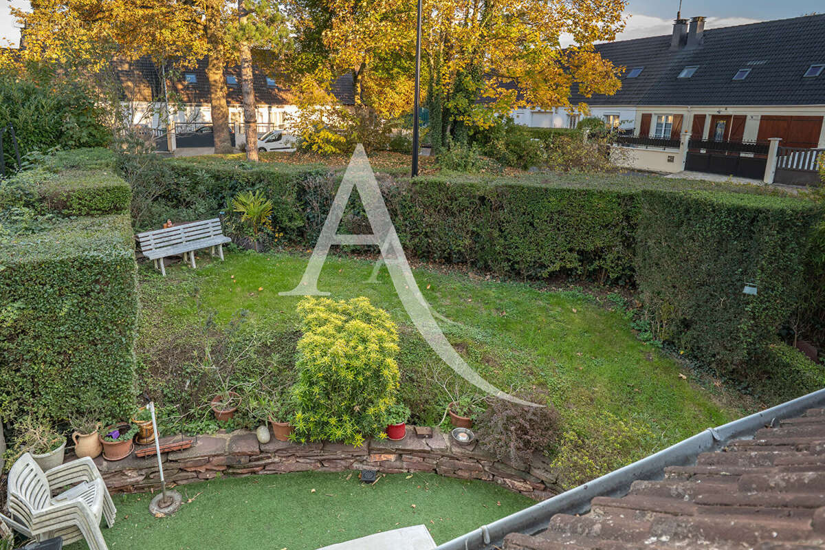 Maison à LIMEIL-BREVANNES