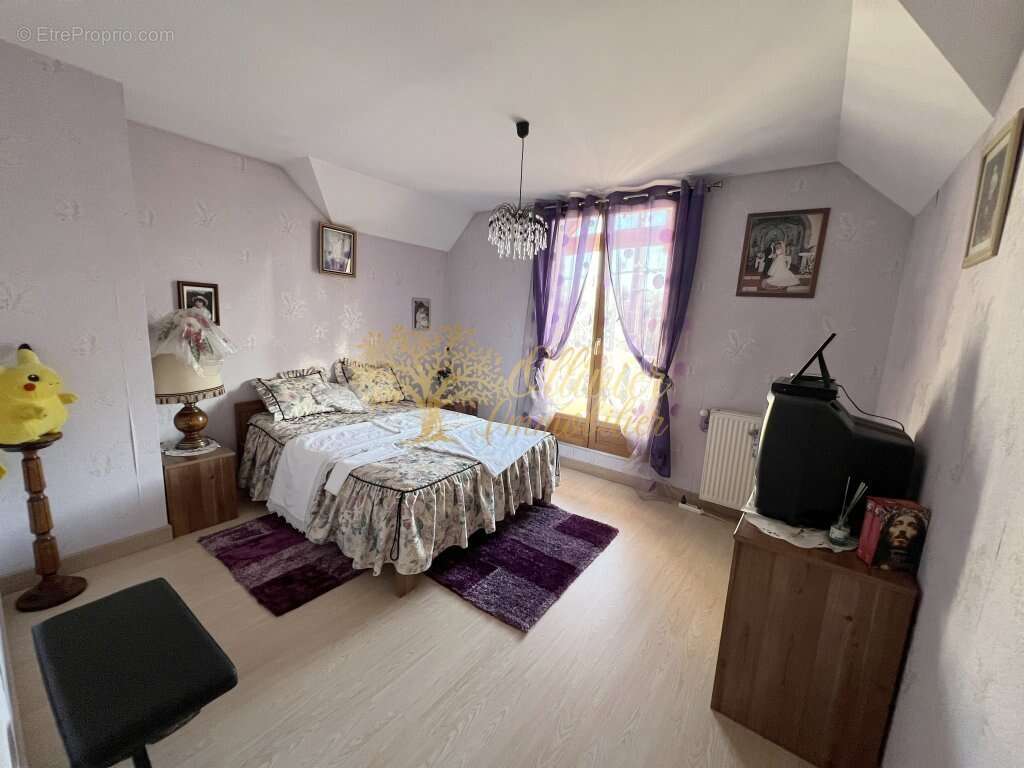 Maison à PONTAULT-COMBAULT