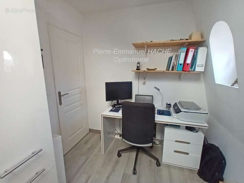 Appartement à MAREIL-MARLY