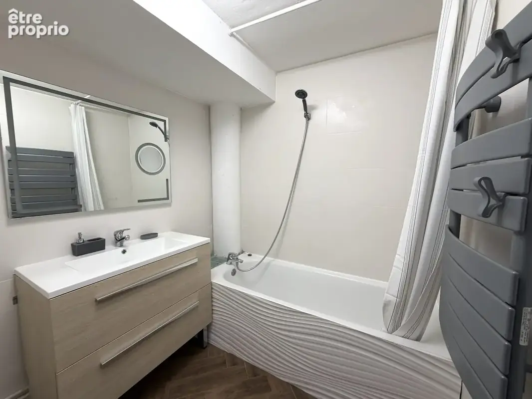 Appartement 74 m² à Orleans  - photo 7