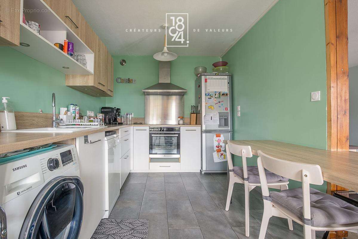 Appartement à MARSEILLE-12E