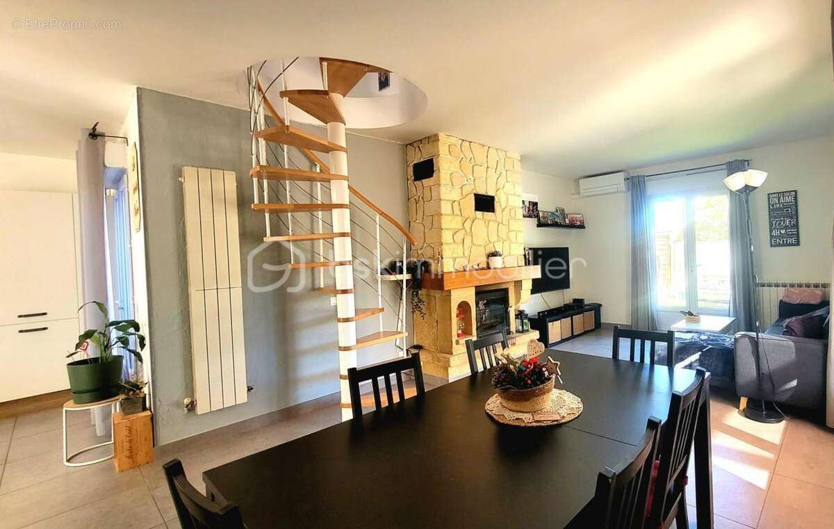 Maison à FRONTIGNAN