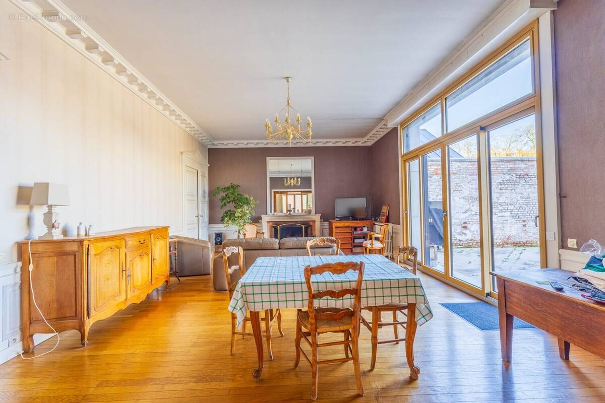 Maison à ARMENTIERES