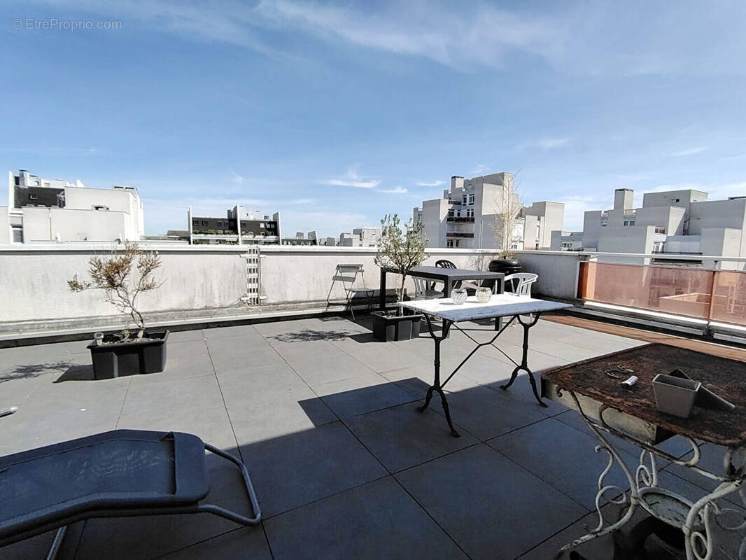 Appartement à HOUILLES