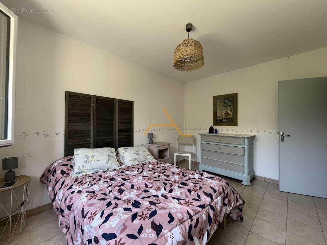 VILLA 150m² - photo 7