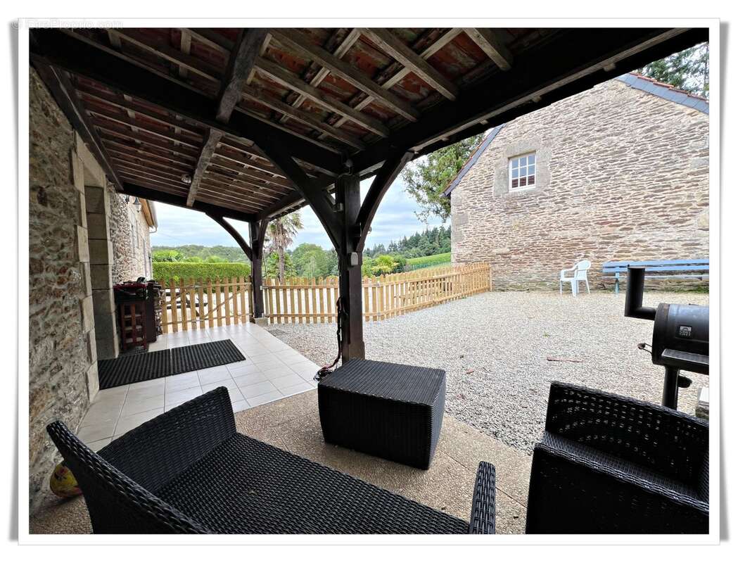Maison à vendre 6 pièces PLUMELIAU (56) Propriété en pierre au cœur de la nature – Un cadre de vie enchanteur - photo 19