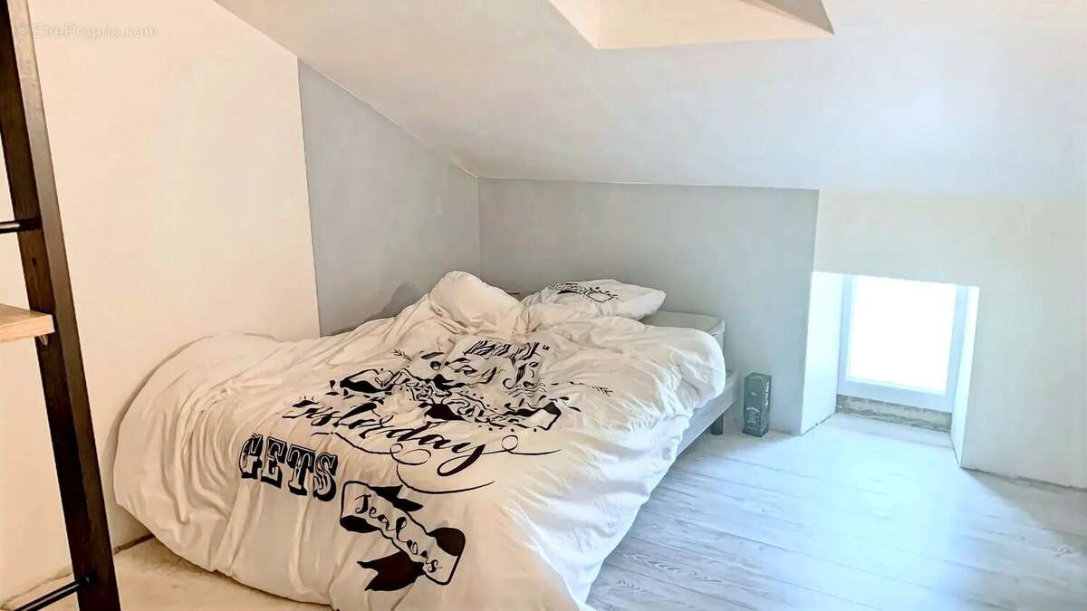 Maison à BUSSIERE-GALANT