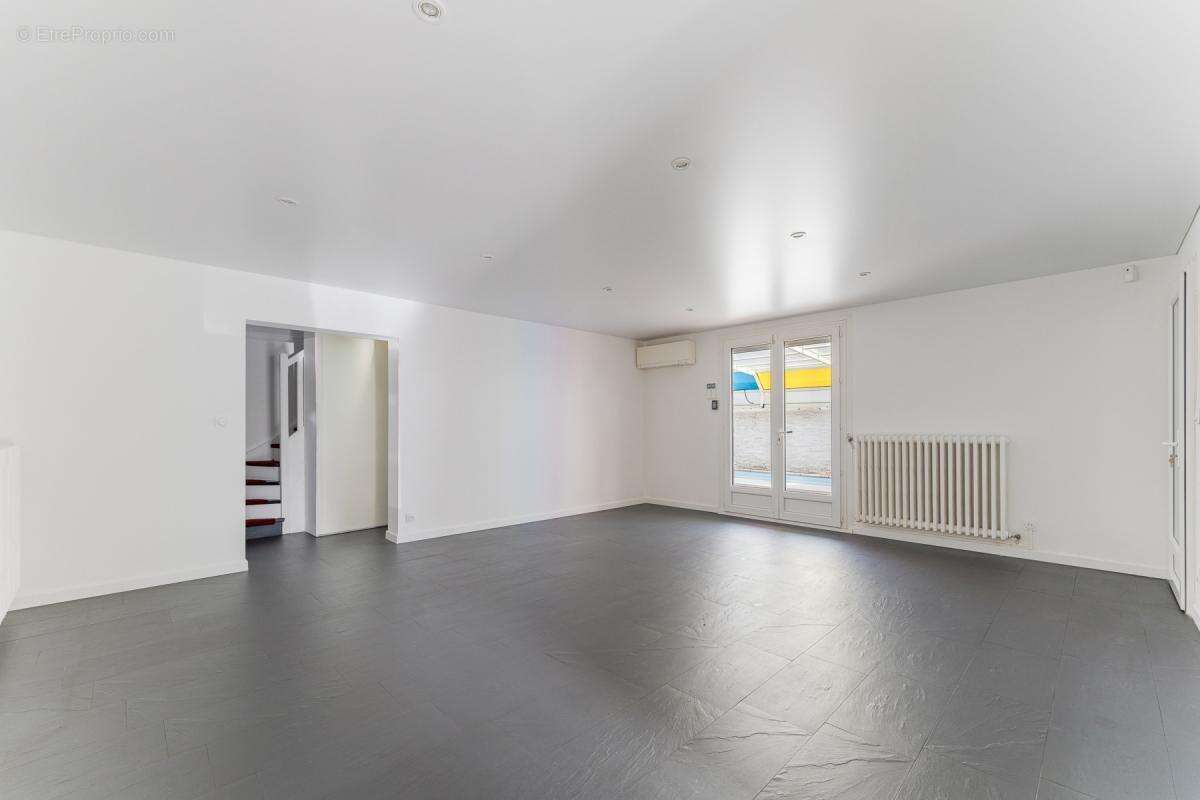 Maison à RILLIEUX-LA-PAPE