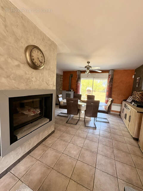 A vendre maison Guécélard - 4 chambres - double garage - belle parcelle - photo 4